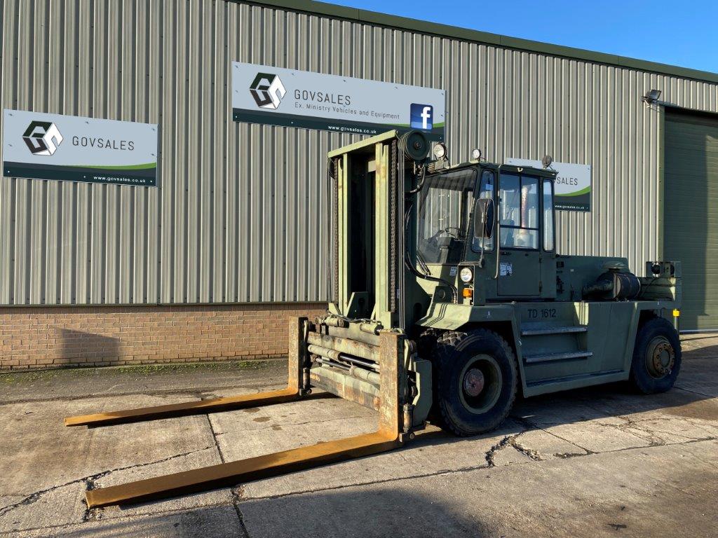 Valmet 1612 4x4 16 Ton Forklift - Govsales of mod surplus ex army trucks, ex army land rovers and other military vehicles for sale